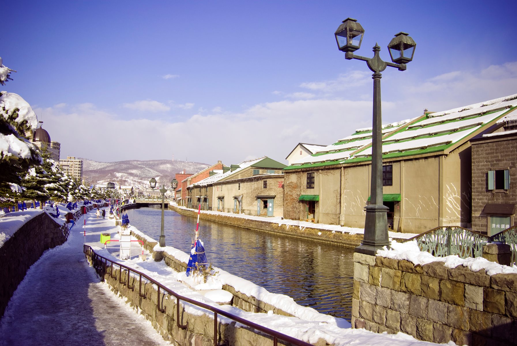 浪漫北海道５日-小樽運河遊船、黑岳纜車、旭山動物園、莫埃來沼公園、冰的美術館